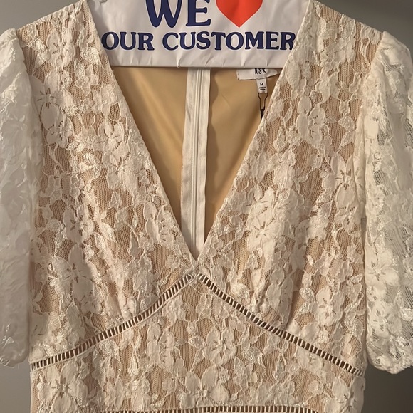 NWT NSR lace white and nude dress size: M - Picture 4 of 9